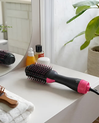 One Step 3 in 1 Hair Dryer And Styler